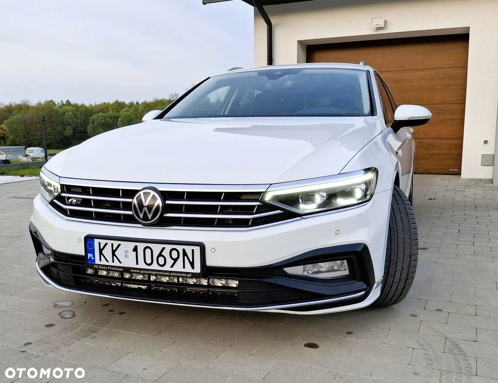 Volkswagen Passat Variant 2.0 TDI SCR DSG 4Motion Elegance - 26