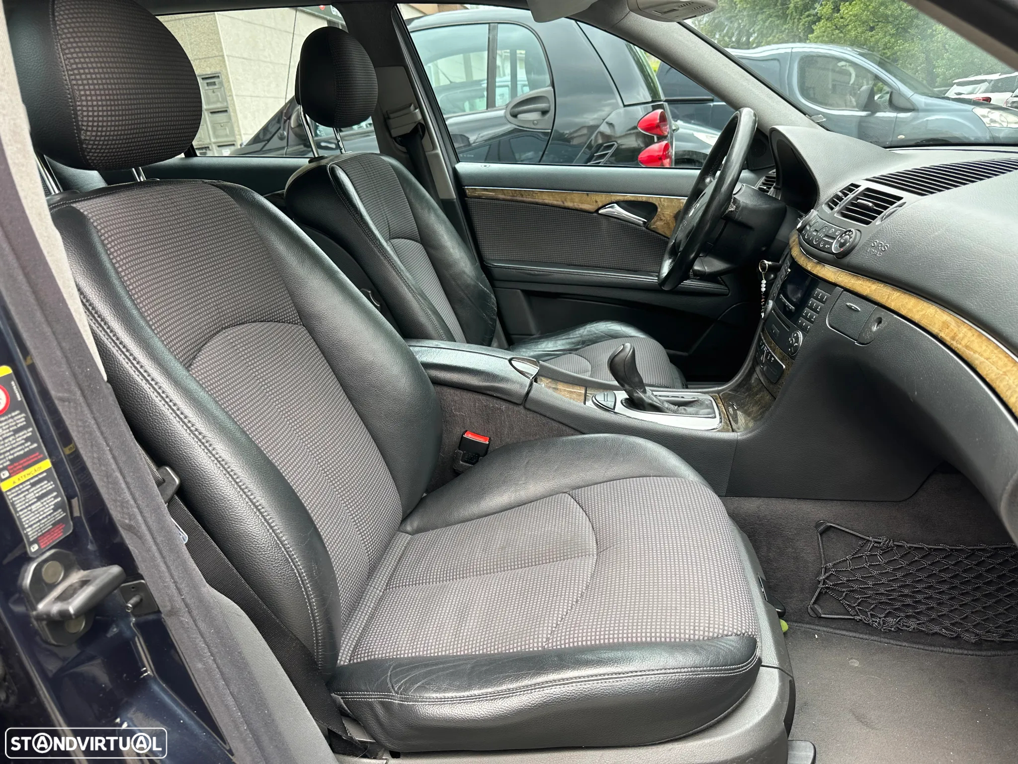 Mercedes-Benz E 220 CDi Avantgarde Aut. - 8