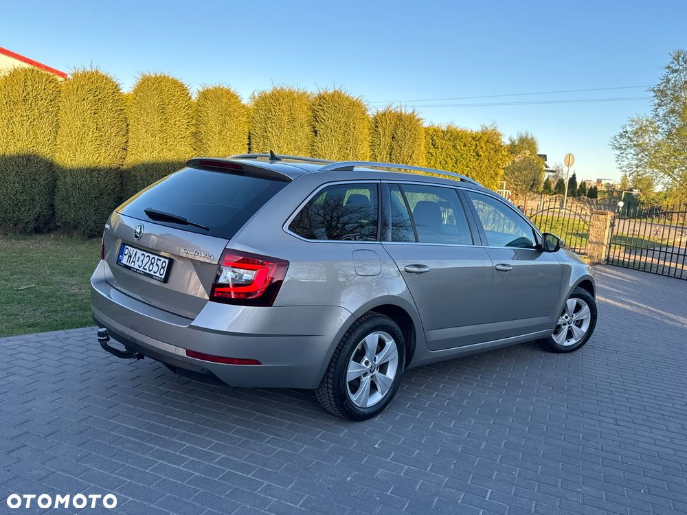 Skoda Octavia 1.6 TDI Premium Edition - 34