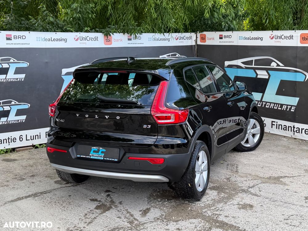 Volvo XC 40 B3 AT FWD MHEV Core - 37