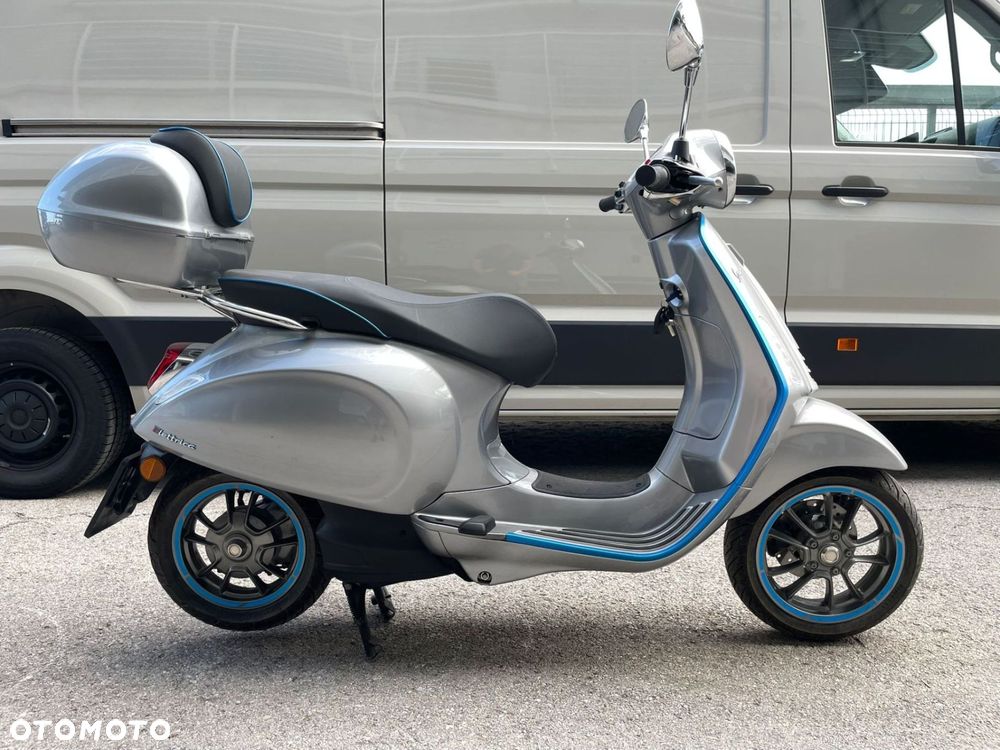 Piaggio Vespa - 3