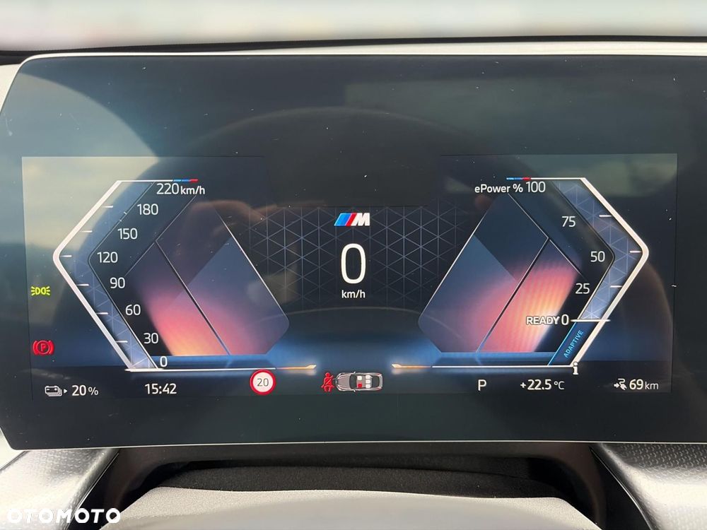 BMW iX2 - 16