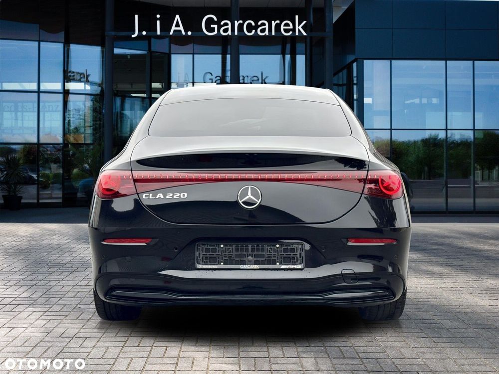 Mercedes-Benz CLA - 5