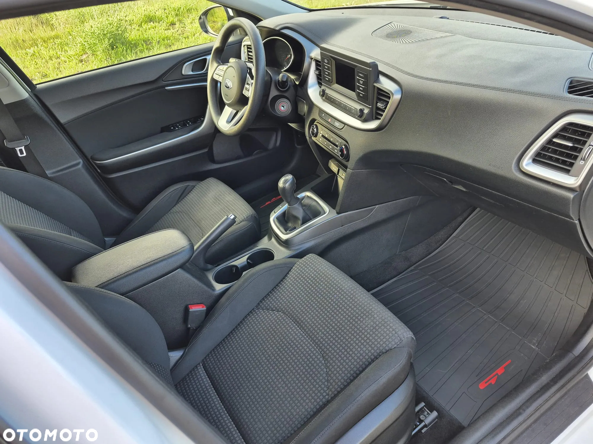 Kia Ceed - 7