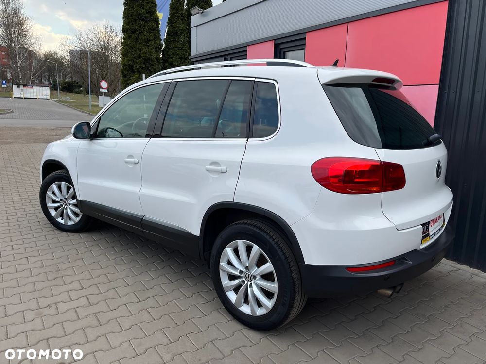 Volkswagen Tiguan 1.4 TSI BlueMotion Technology Exclusive - 4