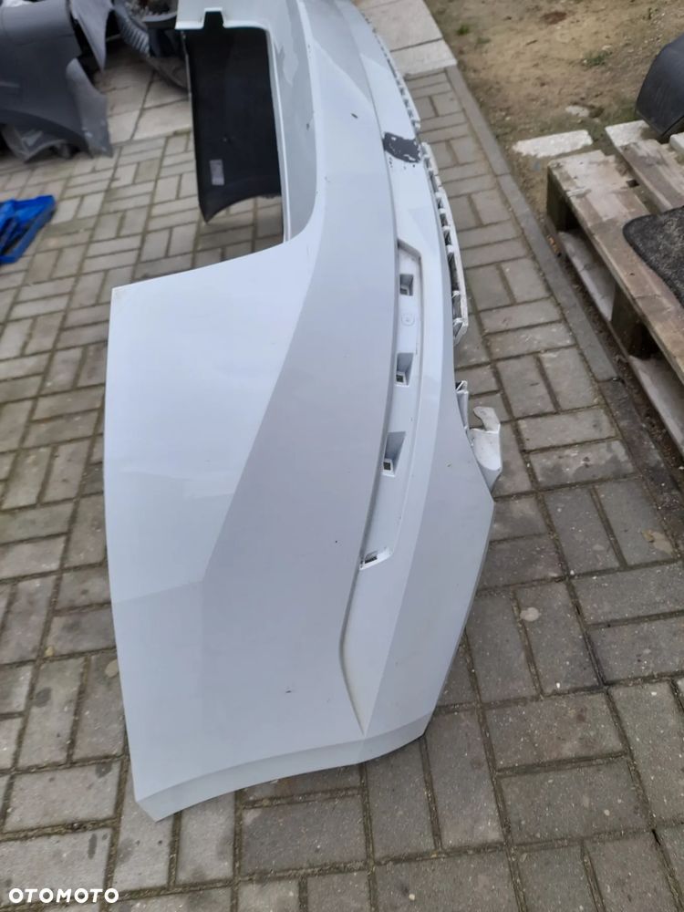 SKODA SUPERB III KOMBI ZDERZAK TYLNY TYŁ - 5