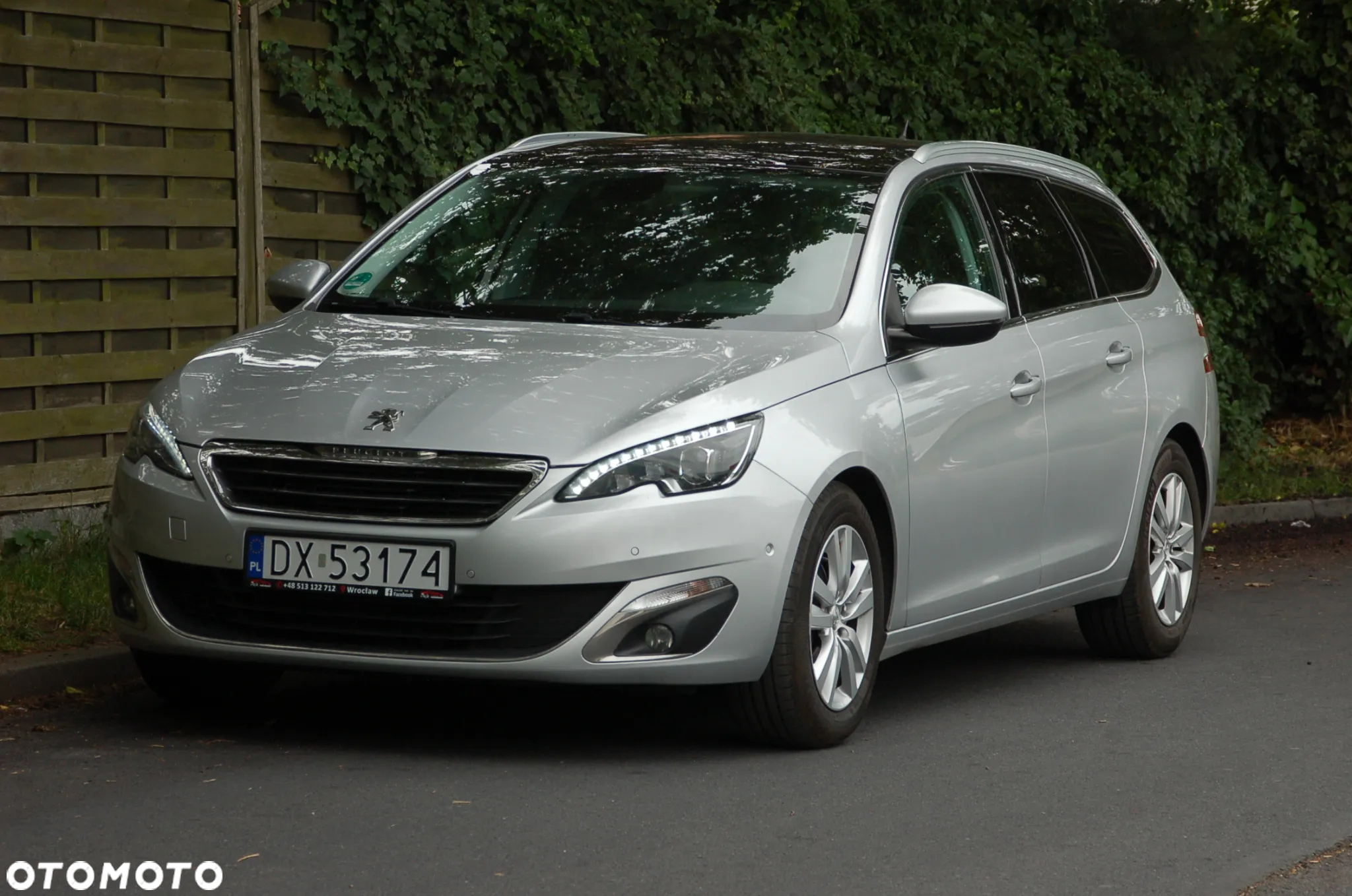 Peugeot 308 SW BlueHDi 120 EAT6 Stop & Start Allure - 14