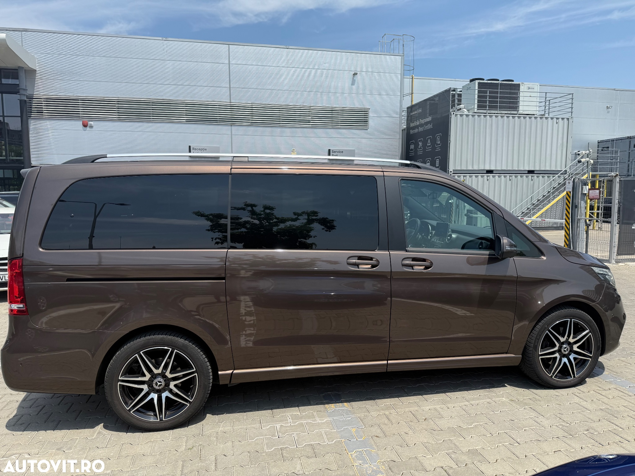 Mercedes-Benz V 250 d lang 4Matic 7G-TRONIC Exclusive Edition - 6