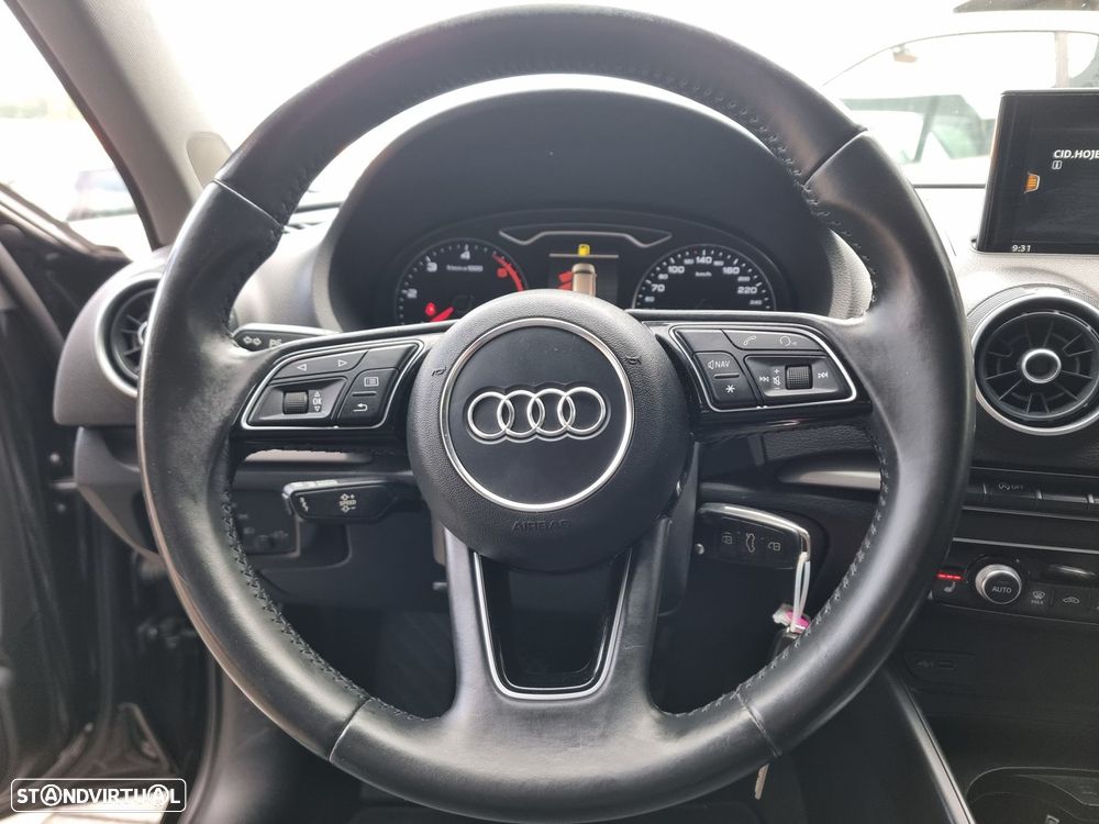 Audi A3 Sportback 1.6 TDI - 17