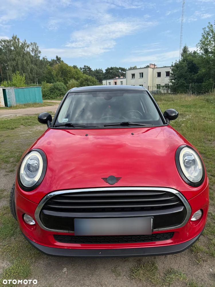 MINI Cooper Standard - 5