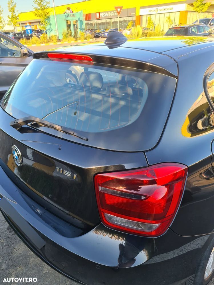 BMW Seria 1 116i Aut. - 33