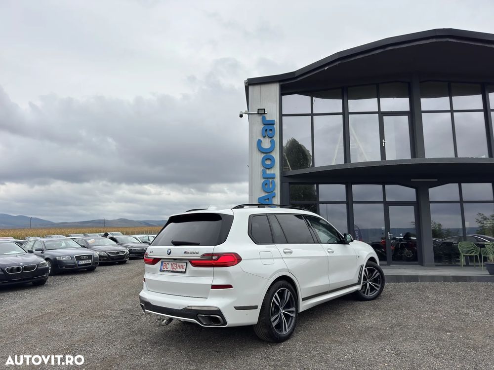 BMW X7 M50d - 10
