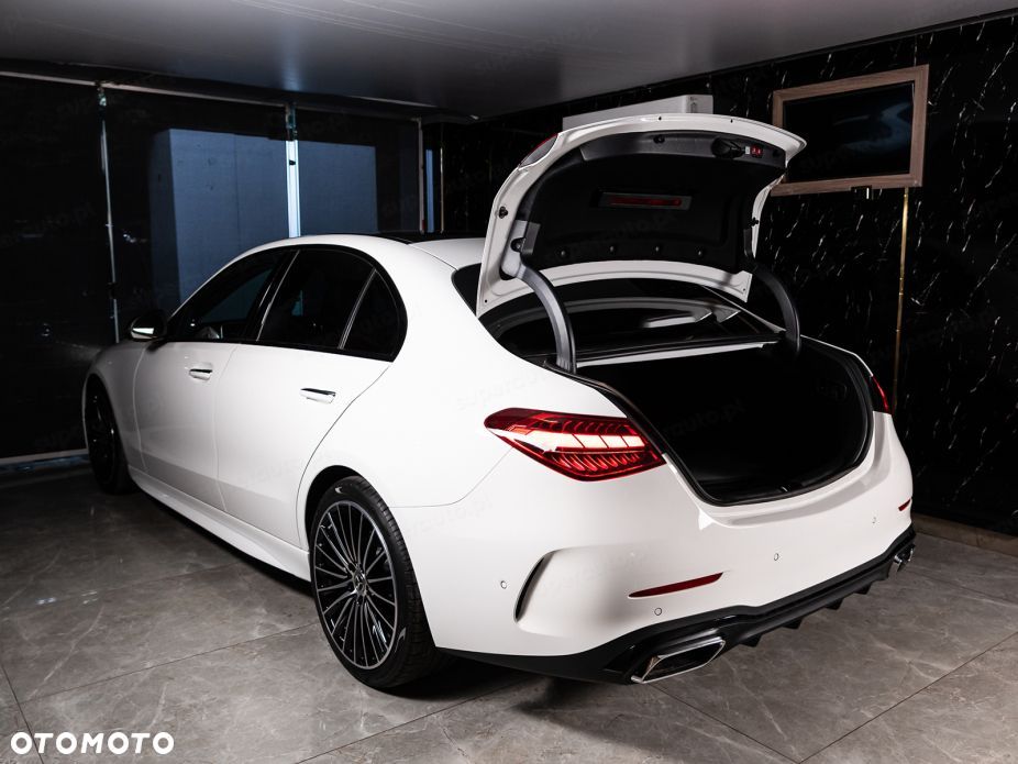 Mercedes-Benz Klasa C 200 mHEV 4-Matic AMG - 7