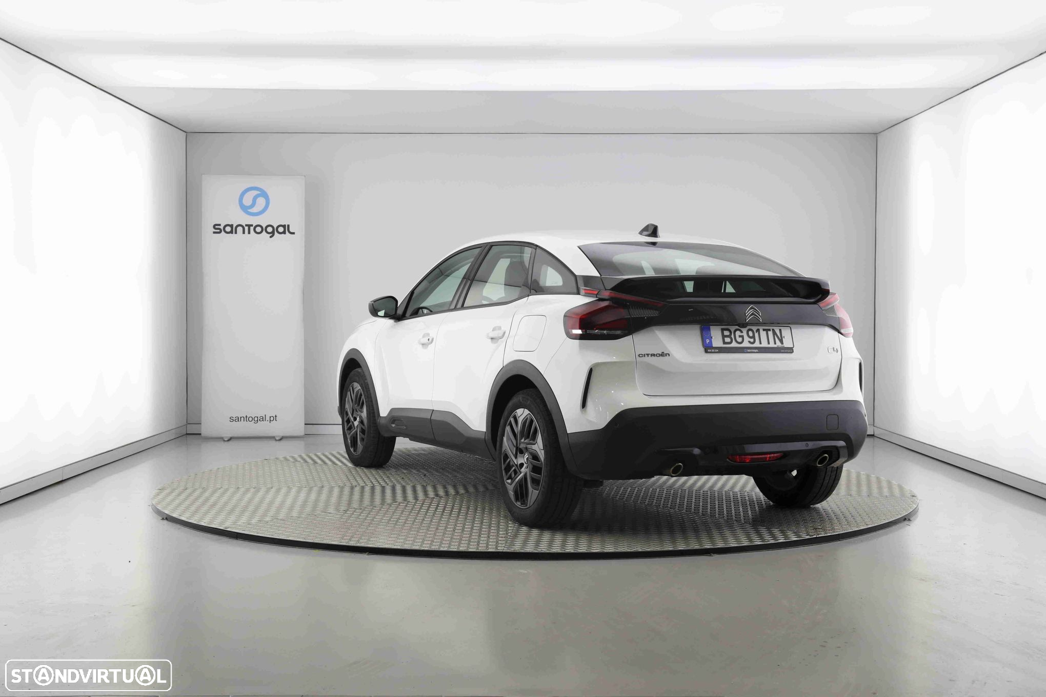 Citroën C4 1.2 PureTech Plus - 4