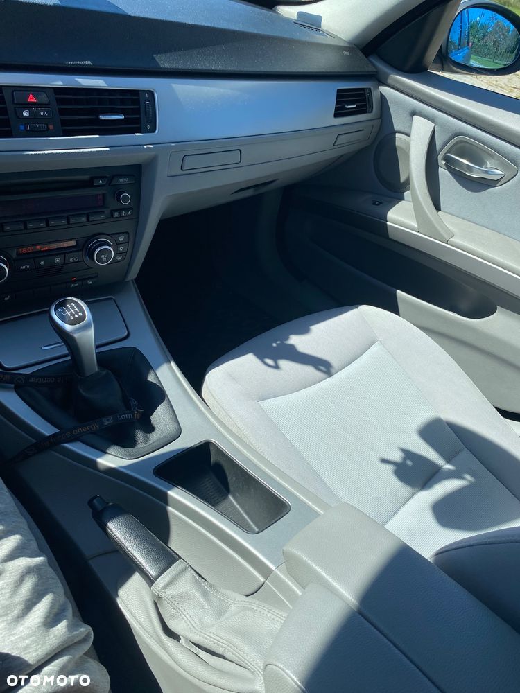 BMW Seria 3 320d - 14