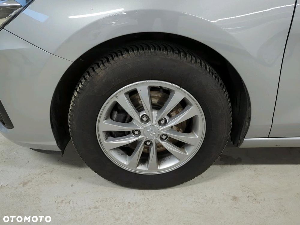 Hyundai i30 1.0 T-GDI Classic + - 5