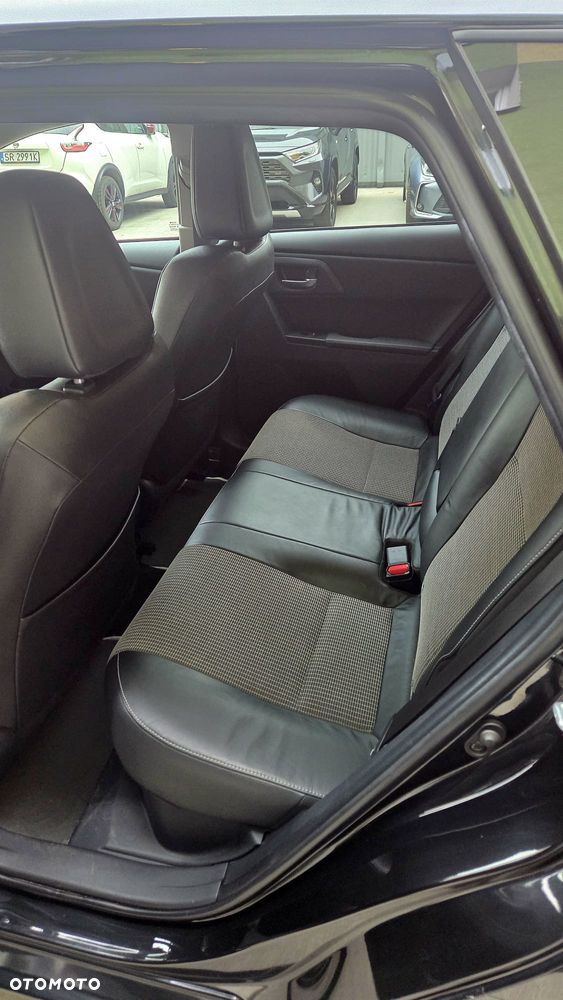 Toyota Auris Hybrid 135 Prestige - 15