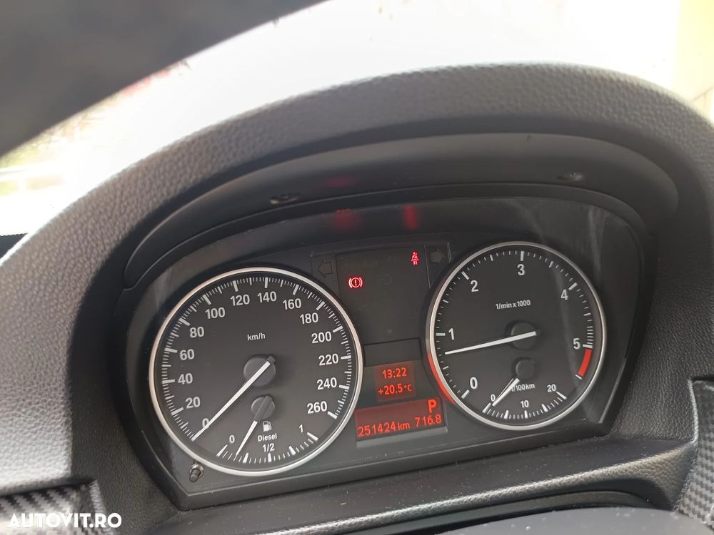 BMW Seria 3 318d DPF Aut. Edition Exclusive - 11