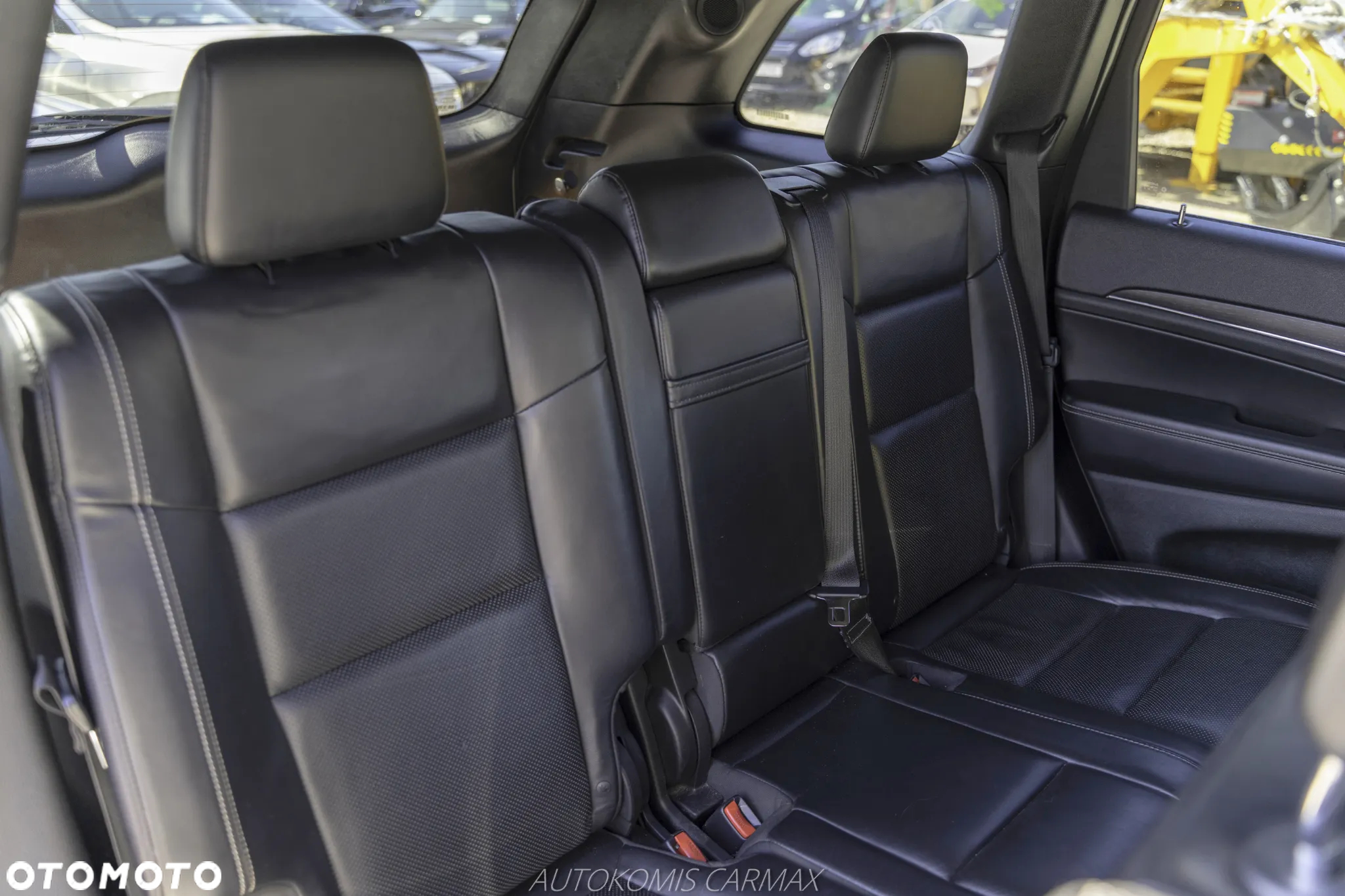 Jeep Grand Cherokee - 18