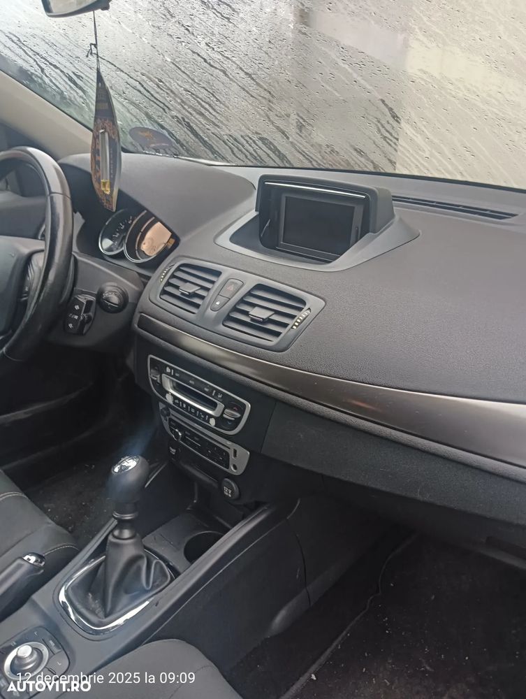 Renault Megane Sport Tourer 1.5 dCi GT Line - 17