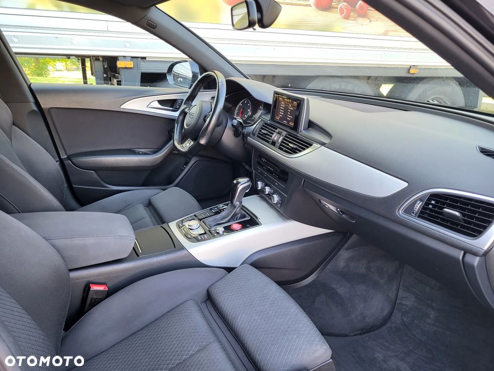 Audi A6 Avant 2.0 TDI Ultra DPF S tronic - 32