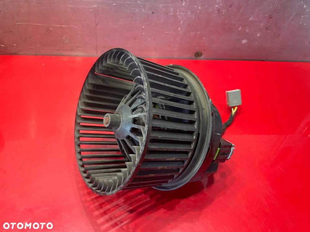 WENTYLATOR DMUCHAWA FORD MONDEO  6G9T-18456-AA - 4