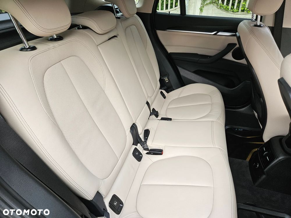 BMW X1 xDrive25d xLine - 8