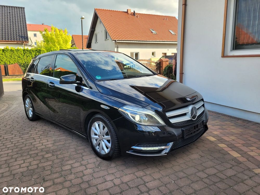 Mercedes-Benz Klasa B 180 CDI (BlueEFFICIENCY) 7G-DCT - 12