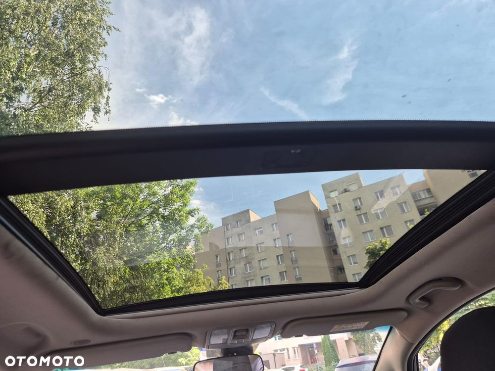 Kia Carens 1.6 GDI L 7os EU6 - 22