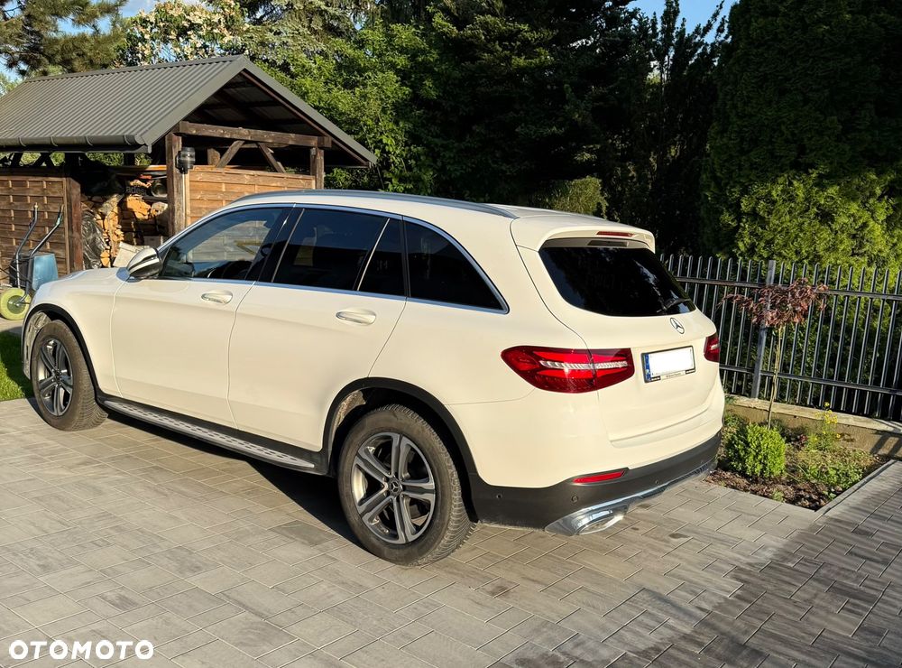Mercedes-Benz GLC - 23