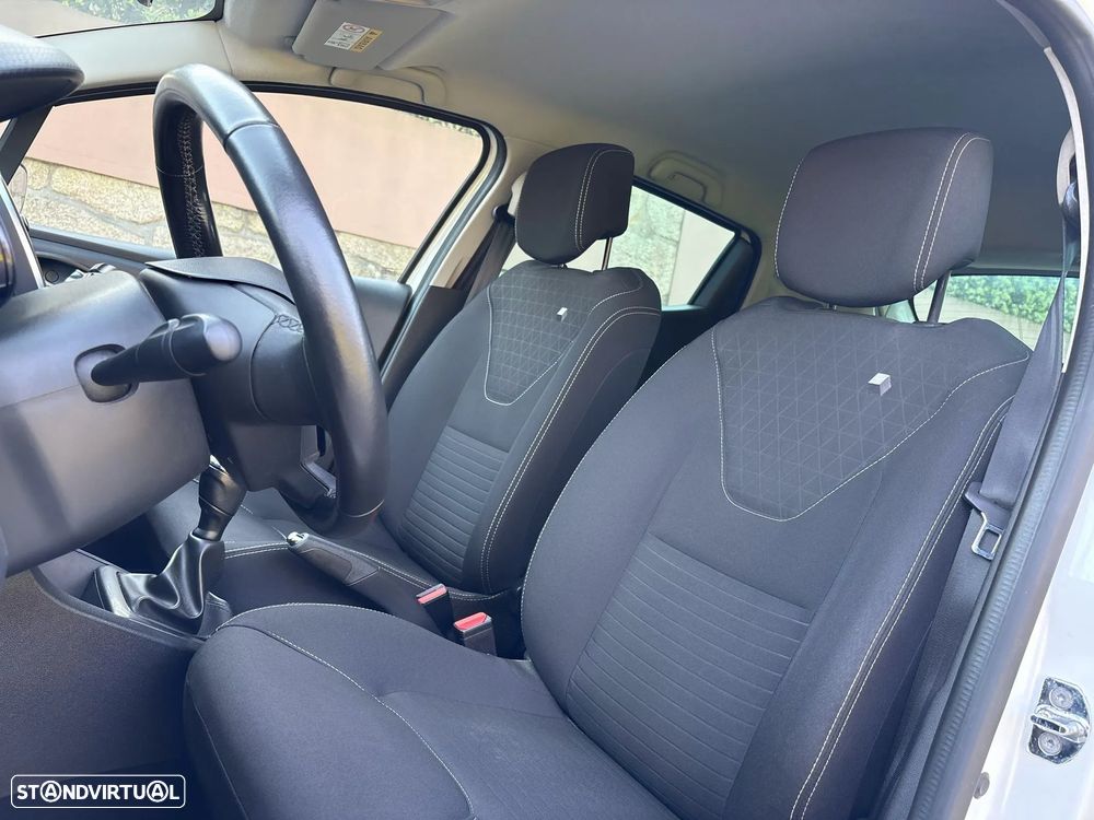 Renault Clio 1.5 dCi Limited EDition - 8