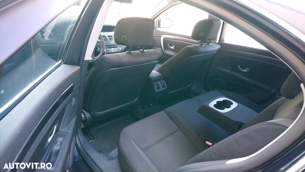 Renault Laguna dCi 110 FAP Expression - 8