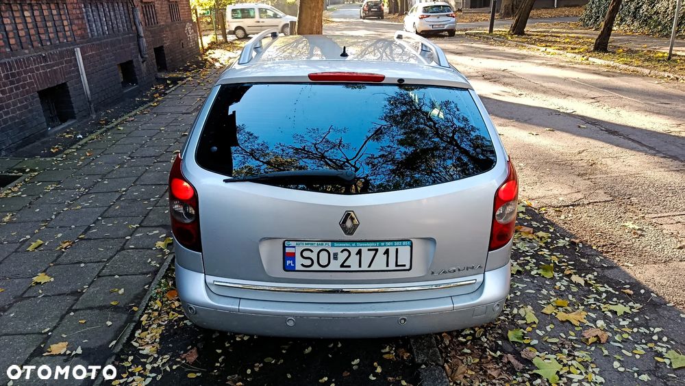 Renault Laguna - 8