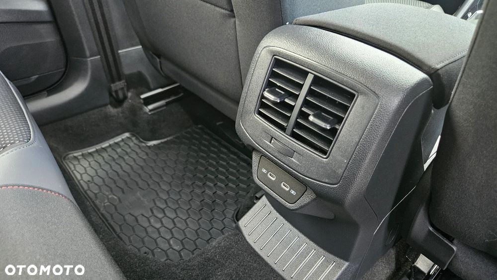 Volkswagen T-Roc 1.5 TSI ACT Premium - 26