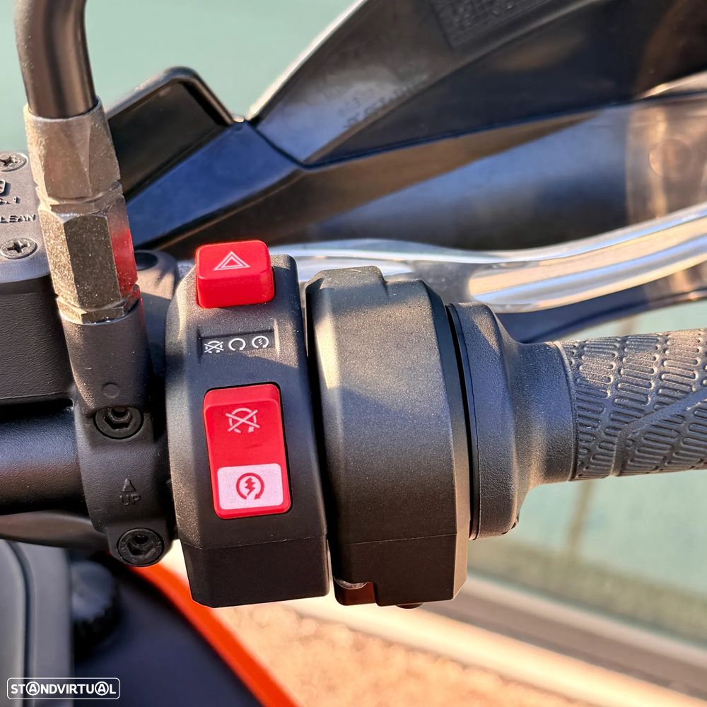 KTM 890 Adventure - 17