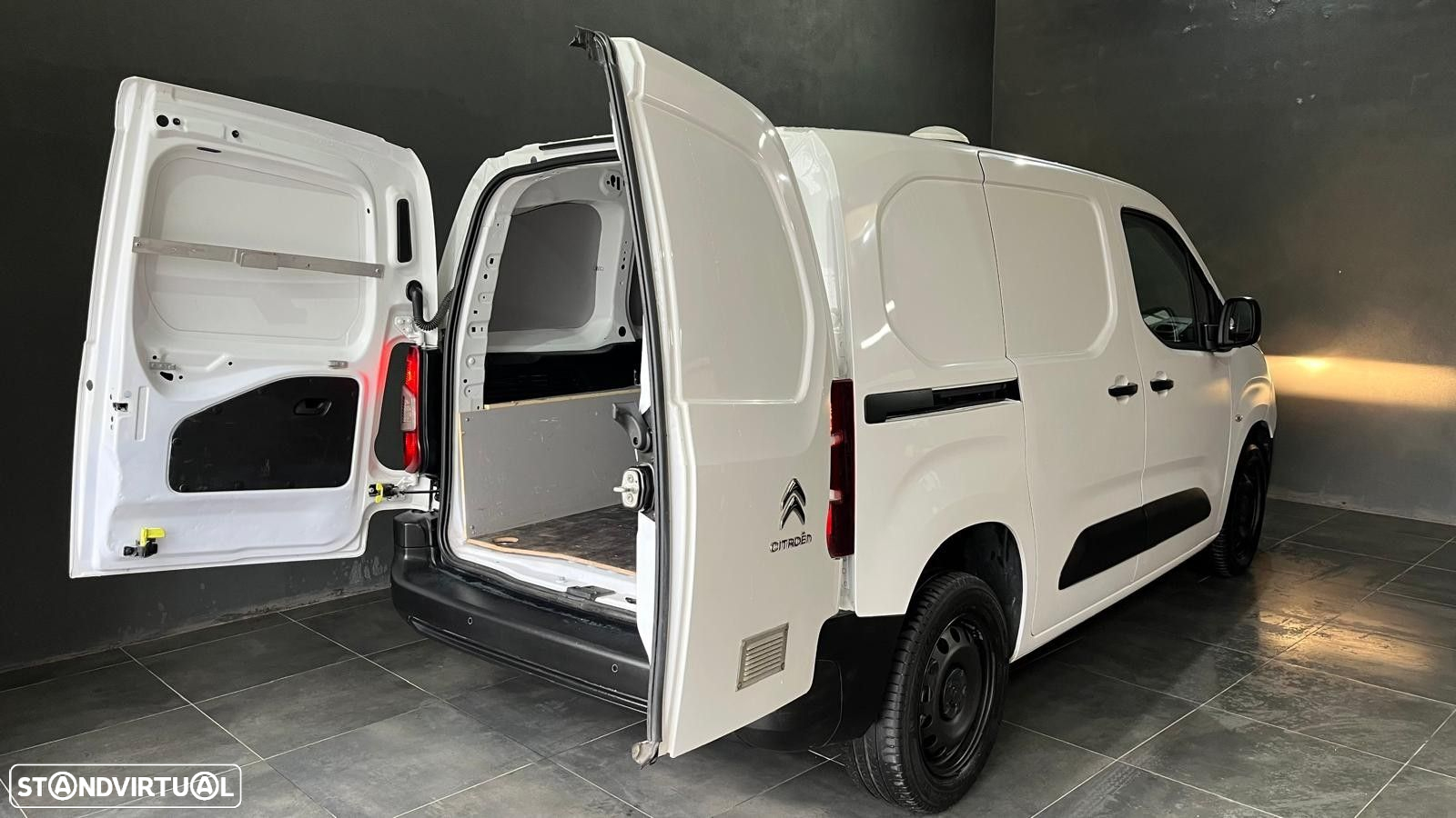 Citroën Berlingo Outro - 17