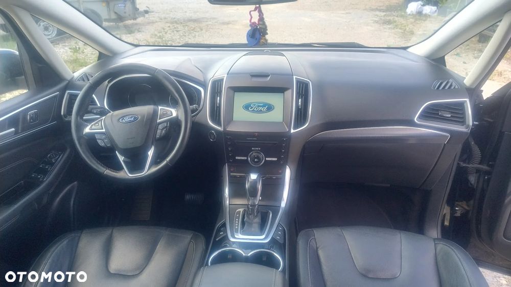 Ford S-Max 2.0 TDCi Titanium PowerShift - 12