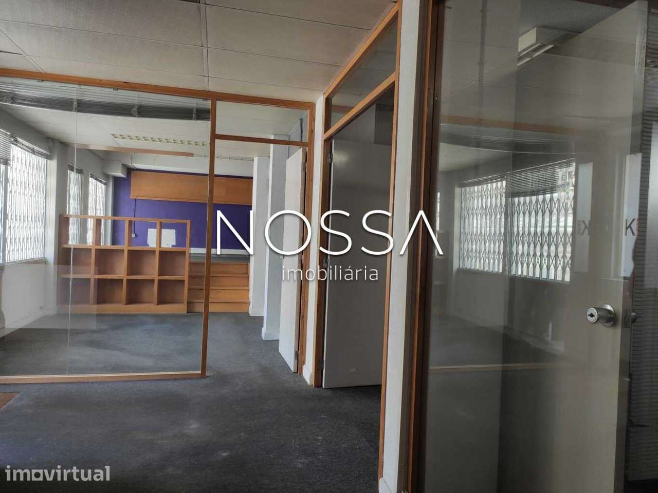 Espetacular Loja com possibilidade de transformar em habitação - Grande imagem: 2/25
