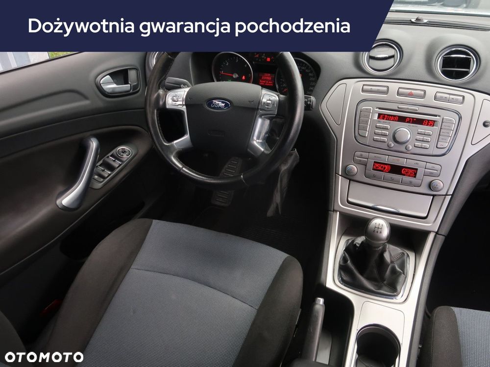 Ford Mondeo - 9