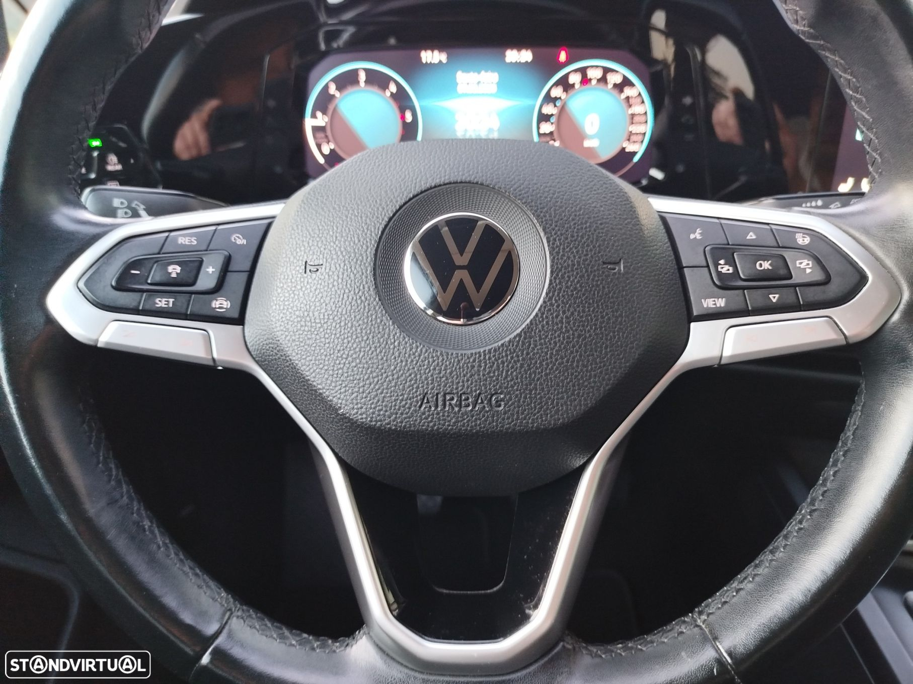 VW Golf Variant 2.0 TDi Life - 32