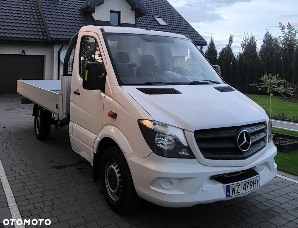 Mercedes-Benz Sprinter - 1