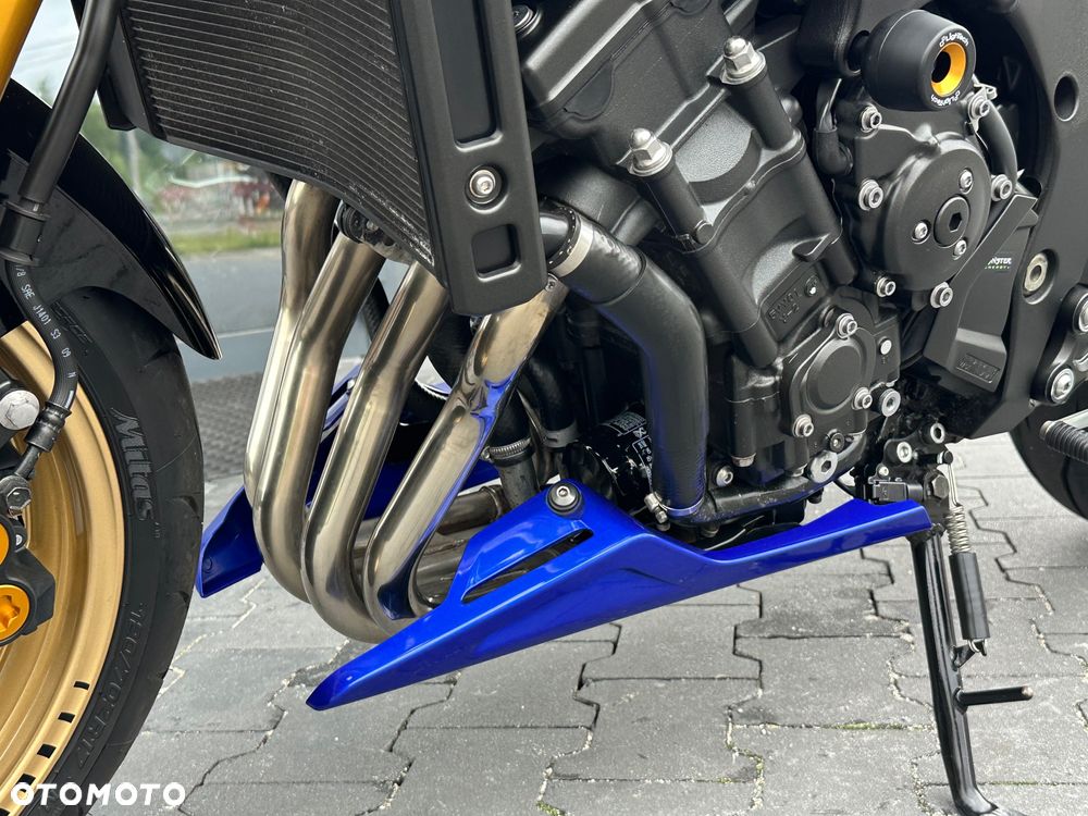 Yamaha FZ8 - 38