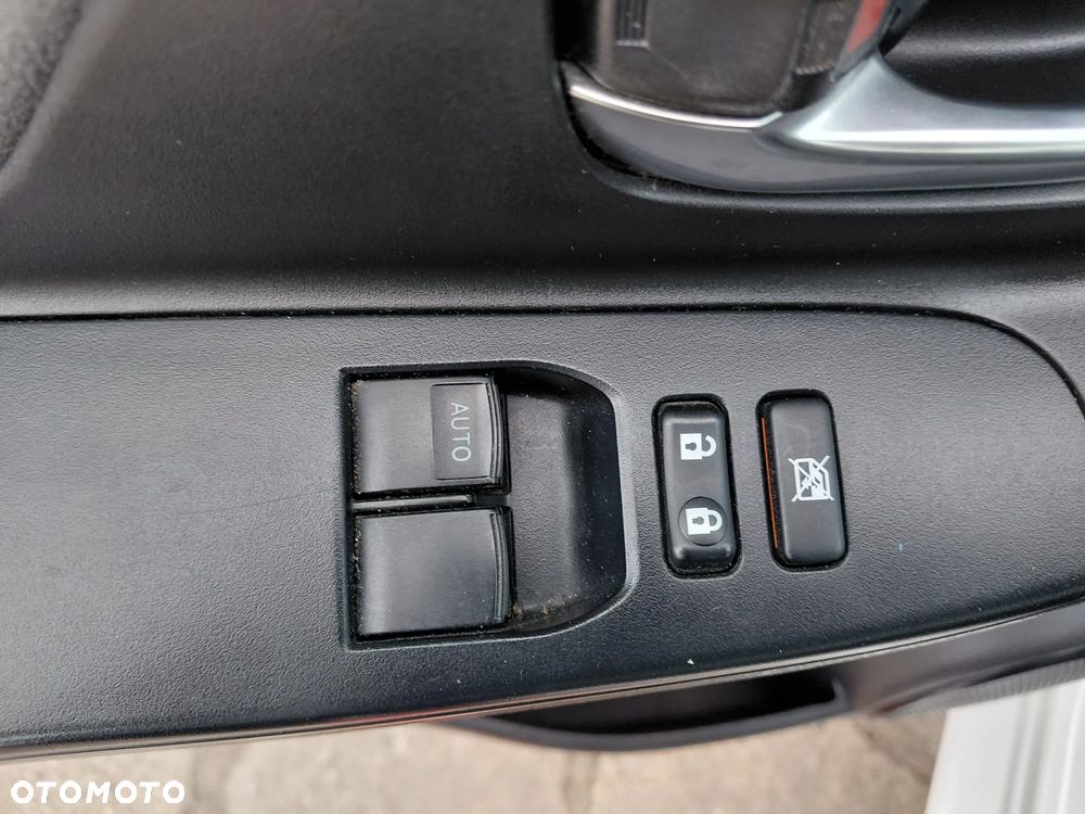 Toyota Yaris 1.0 VVT-i - 22