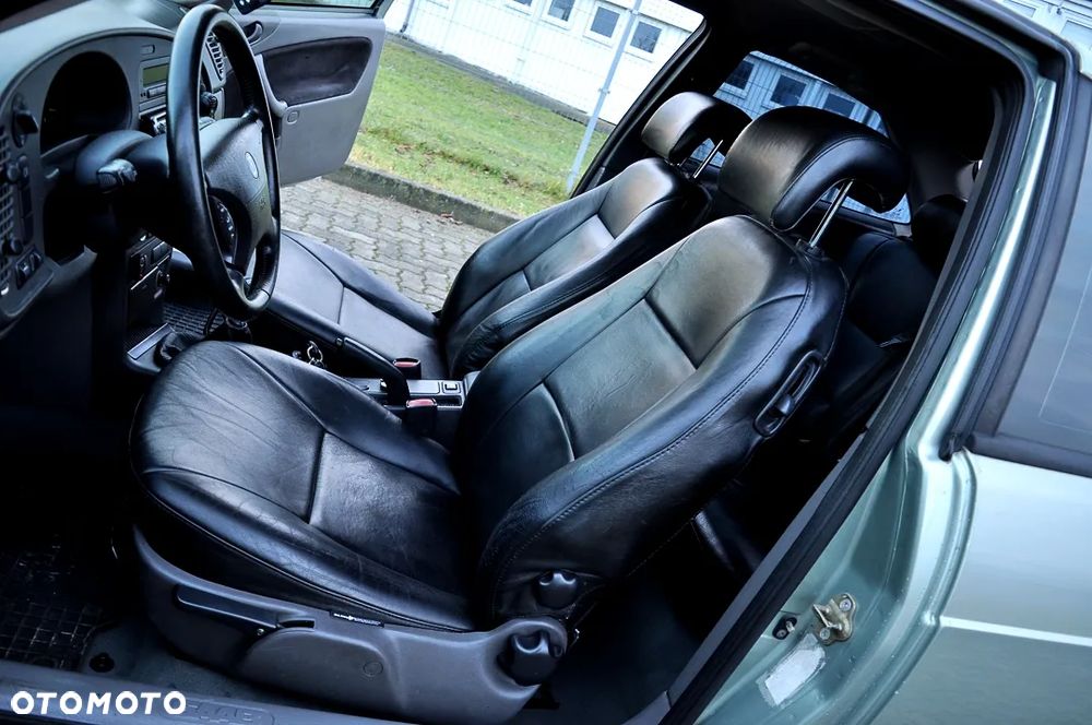 Saab 9-3 SE 2.0i - 16