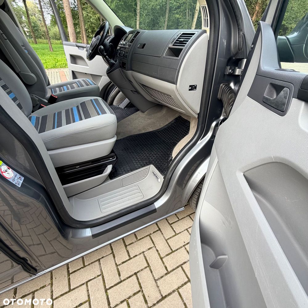 Volkswagen California - 36