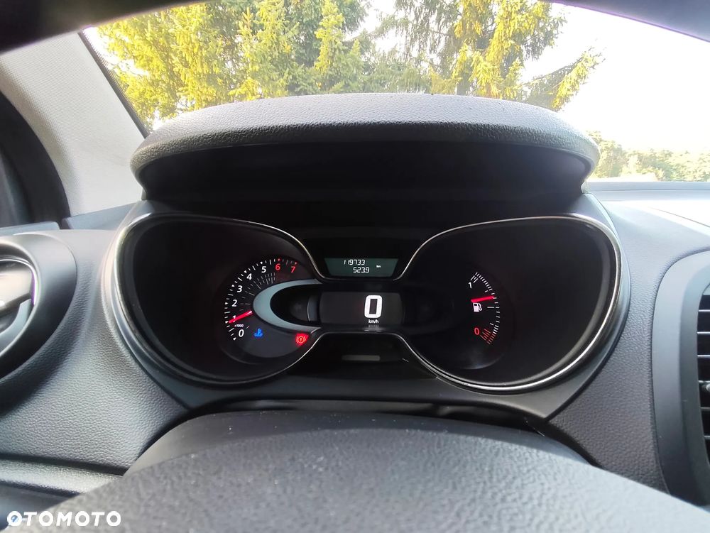 Renault Captur - 15