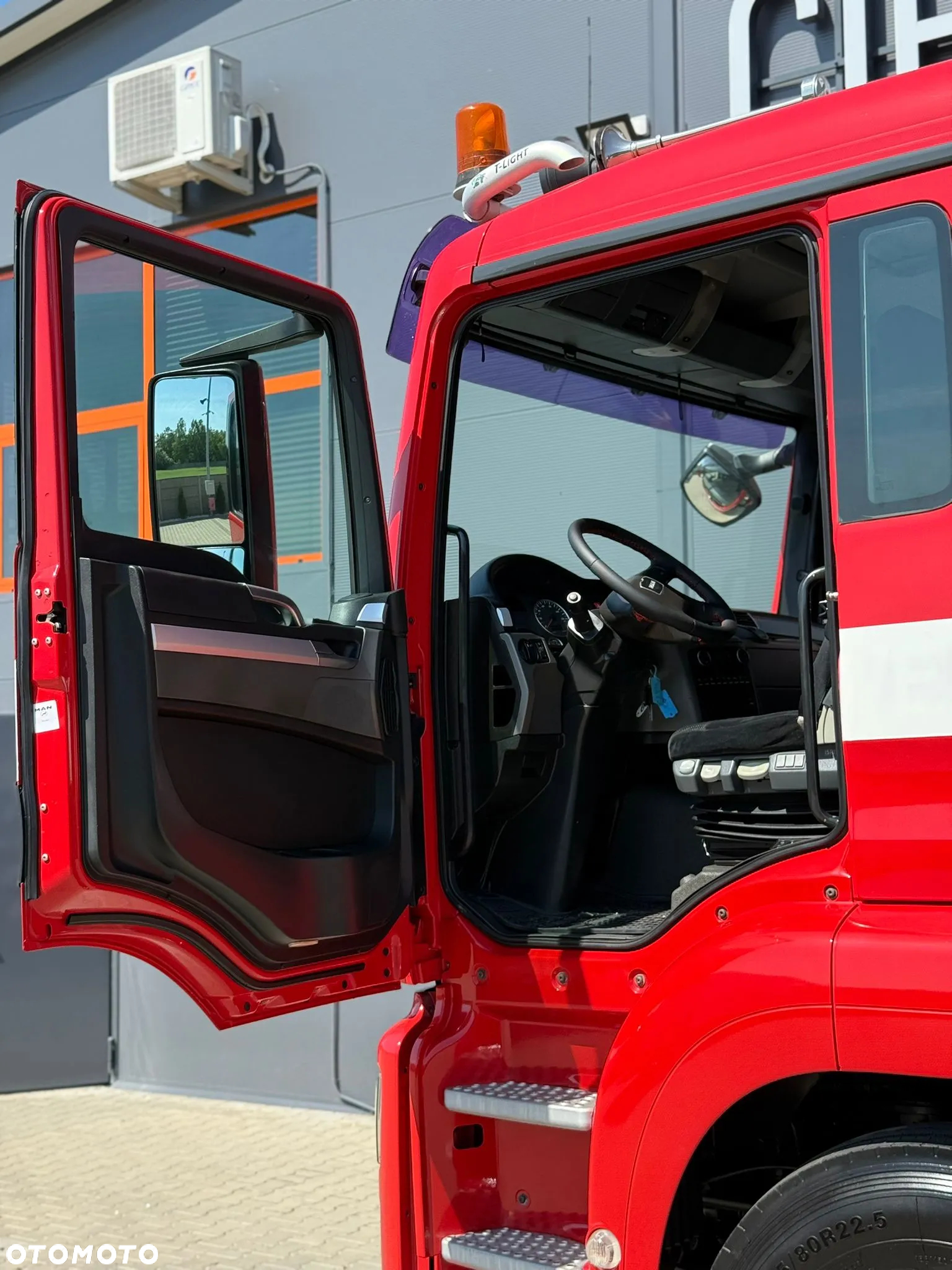 MAN TGS TGX E5 26.320  / skrzynia / platforma / oś skrętna - 24
