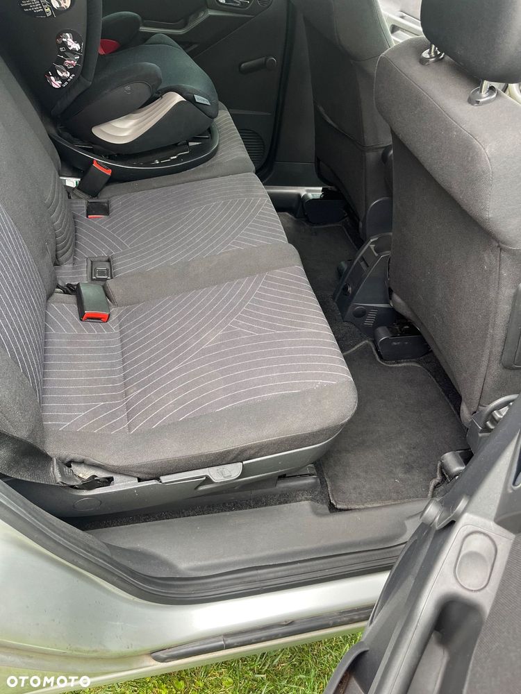 Opel Meriva 1.6 Enjoy - 19