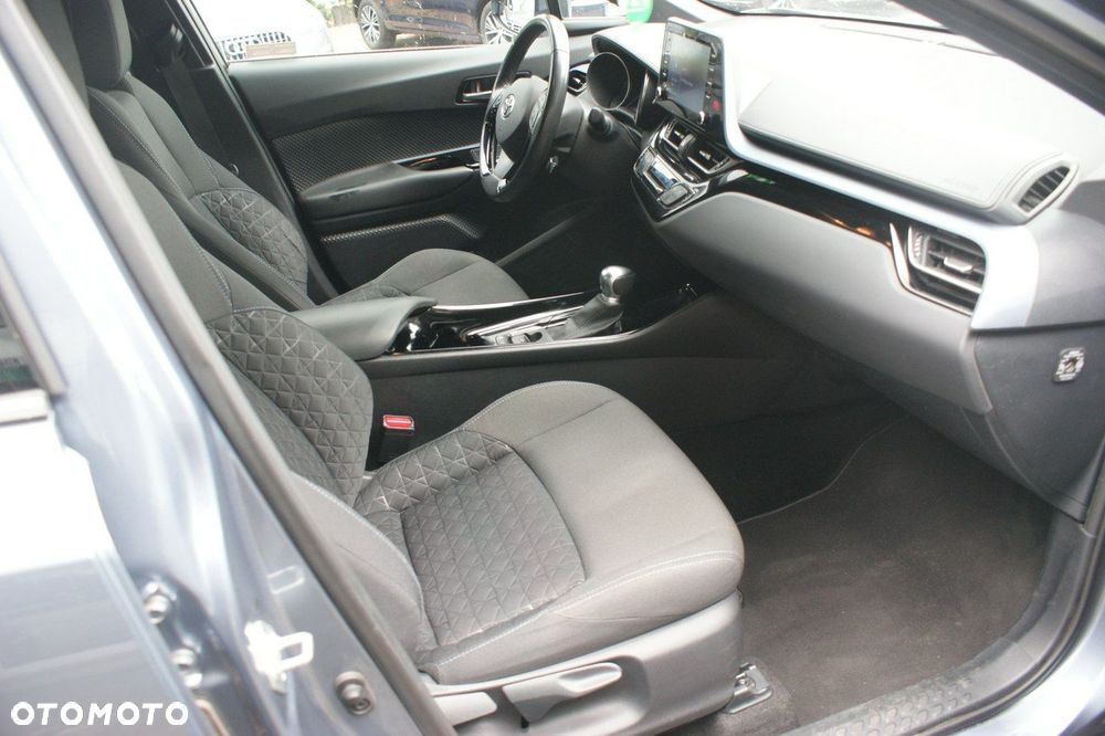 Toyota C-HR - 15