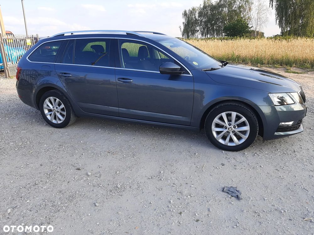 Skoda Octavia 1.6 TDI Sport Edition - 7